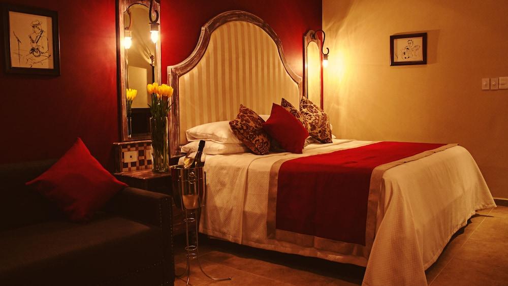 Casa Italia Luxury Guest House - Adults Only Merida Exterior photo