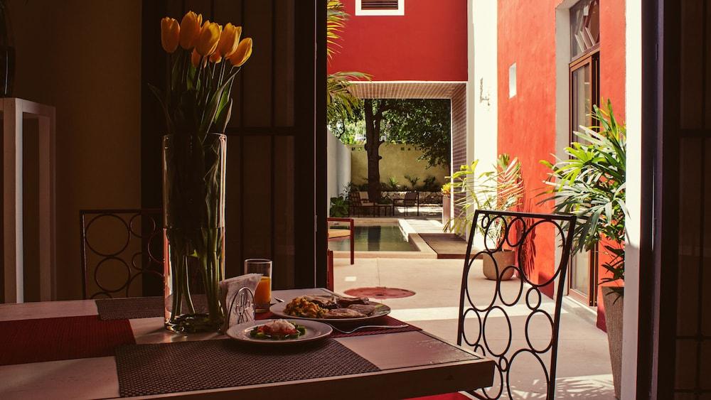 Casa Italia Luxury Guest House - Adults Only Merida Exterior photo